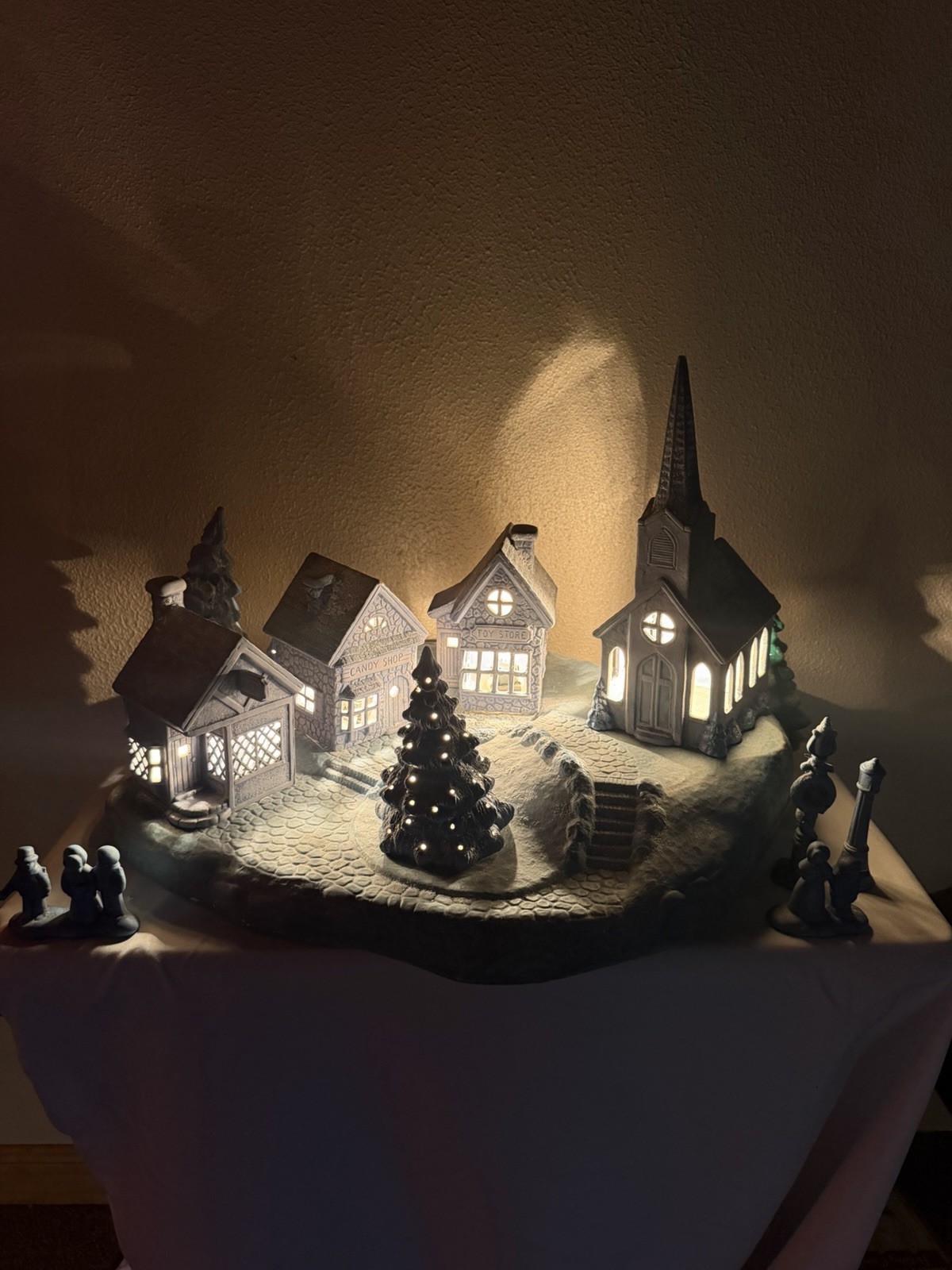 Vintage Scioto Ceramics Christmas Village Set Lighted Vintage Scioto Ceramics Christmas Village Set Lighted