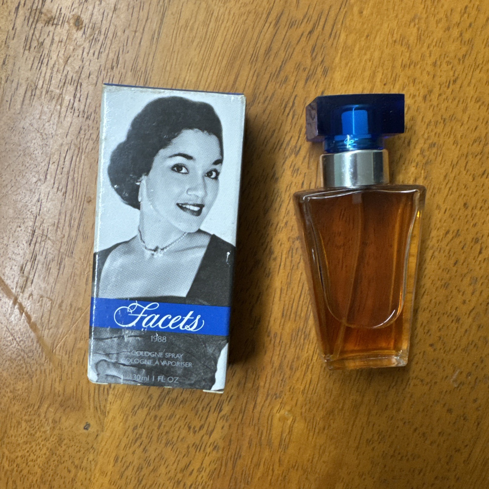 Avon 2001 FACETS Cologne Floral Spray 1 Oz Vintage NOS Avon 2001 FACETS Cologne Floral Spray 1 Oz Vintage NOS