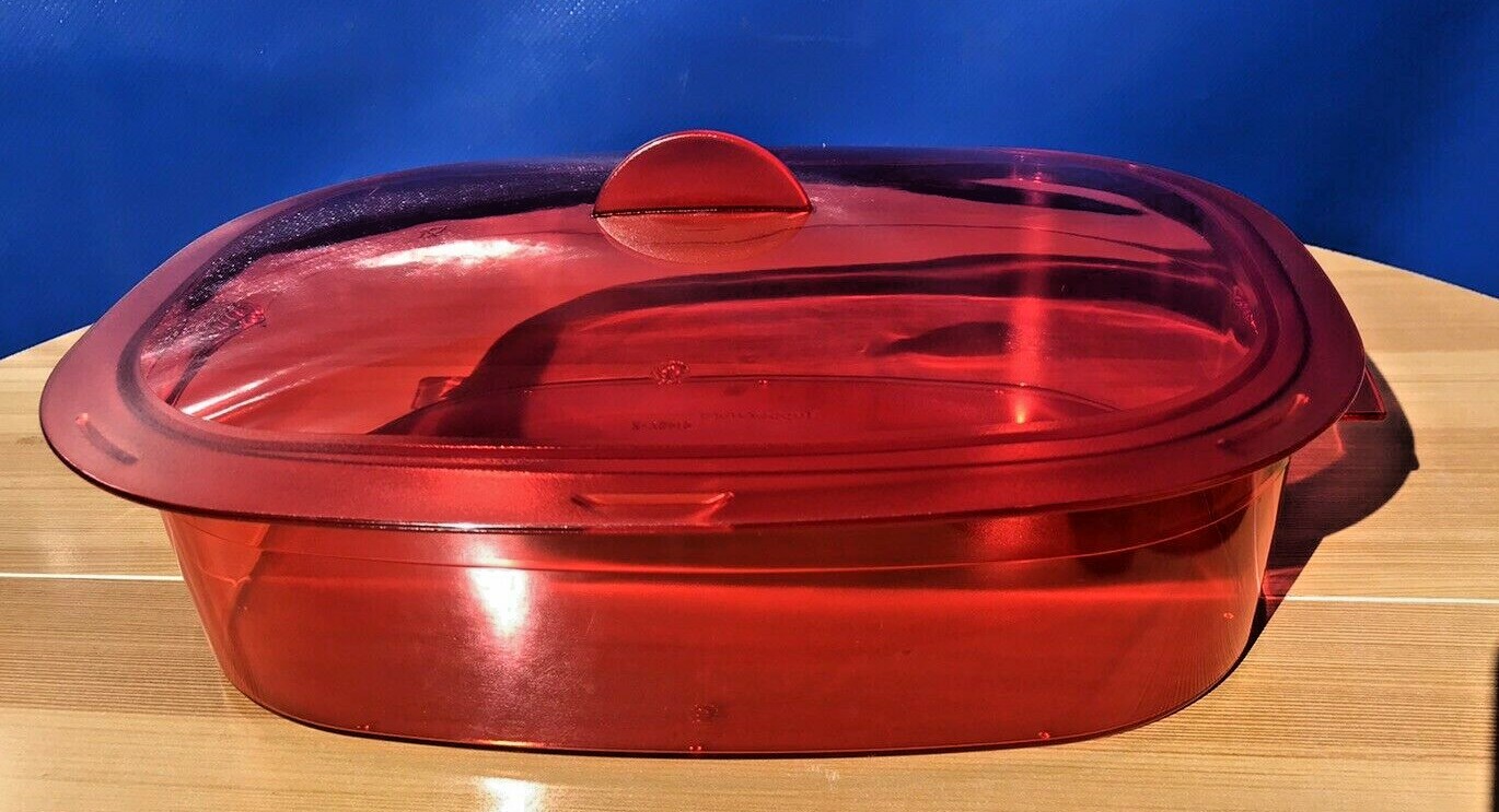 Tupperware New Beautiful Transparent Red Oval Microwave steamer 2.1L .. Tupperware New Beautiful Transparent Red Oval Microwave steamer 2.1L ..