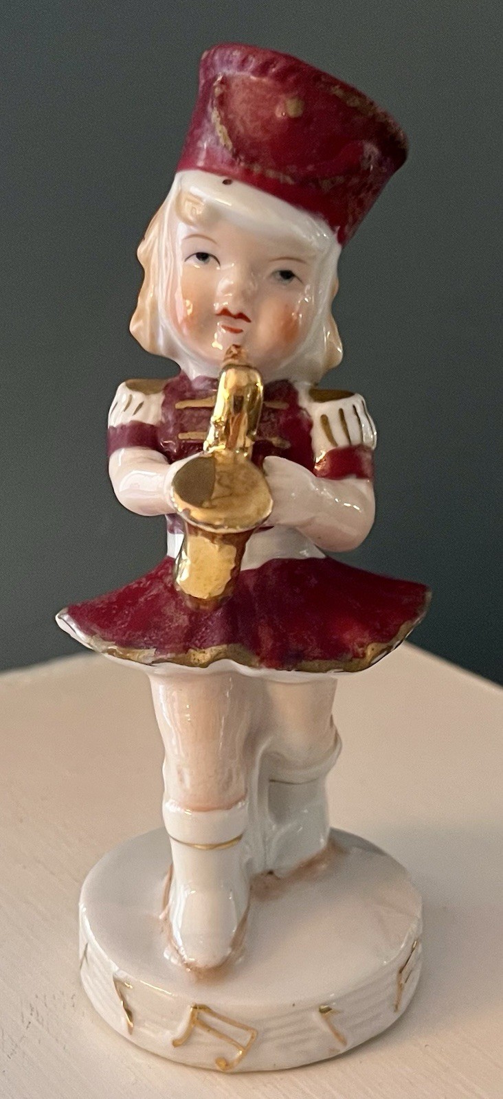 Napco 1950s Ceramic Figurine ~ Girl In Marching Band Saxophone - RARE Napco 1950s Ceramic Figurine ~ Girl In Marching Band Saxophone - RARE
