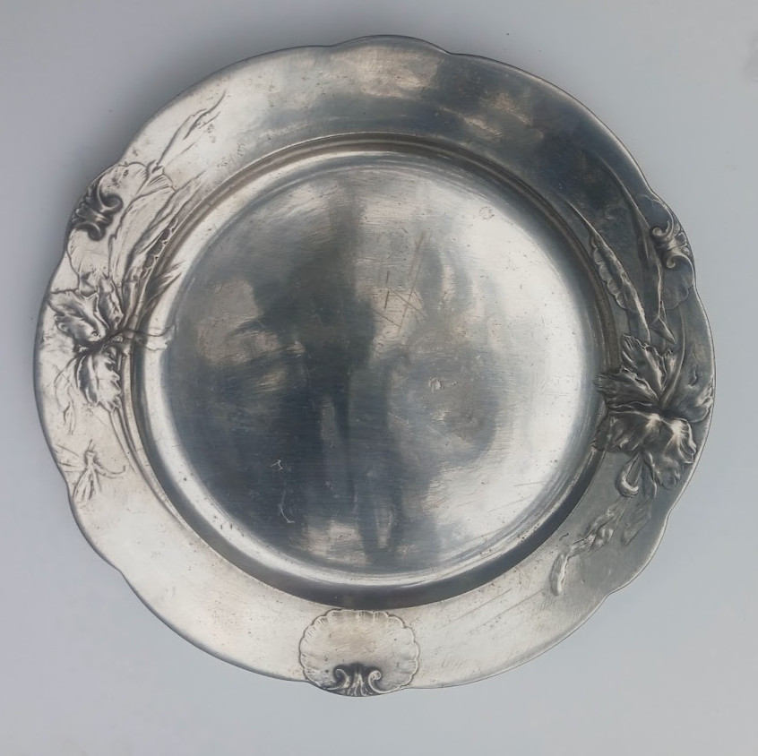 13" Kayserzinn Charger Design 4161 Circa 1910 13" Kayserzinn Charger Design 4161 Circa 1910