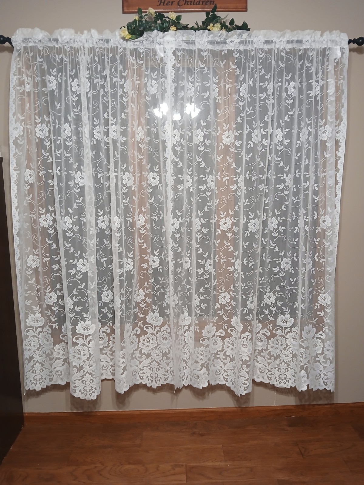 Set 2 prs (4 panels) 56" x 72" Vintage JCPenney Home White Floral Lace Curtains Set 2 prs (4 panels) 56" x 72" Vintage JCPenney Home White Floral Lace Curtains