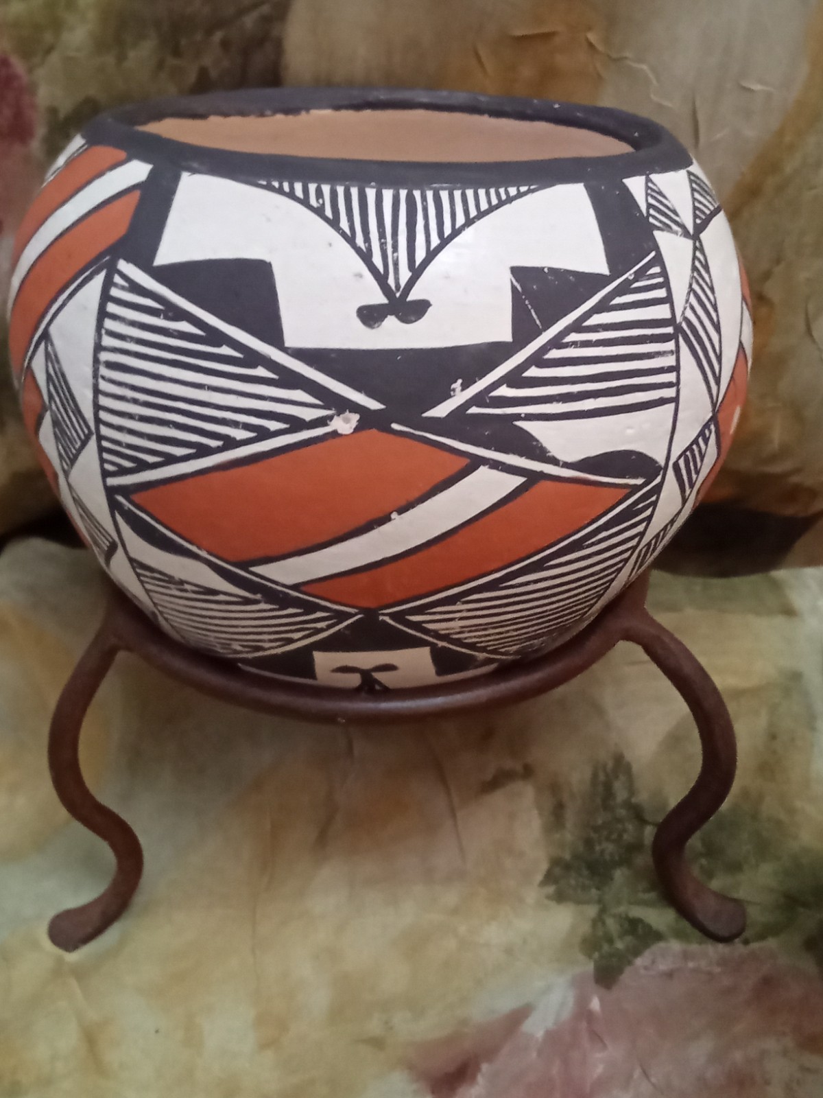 V Salvador Acoma Pueblo Signed Native American Pottery Bowl Vintage NM