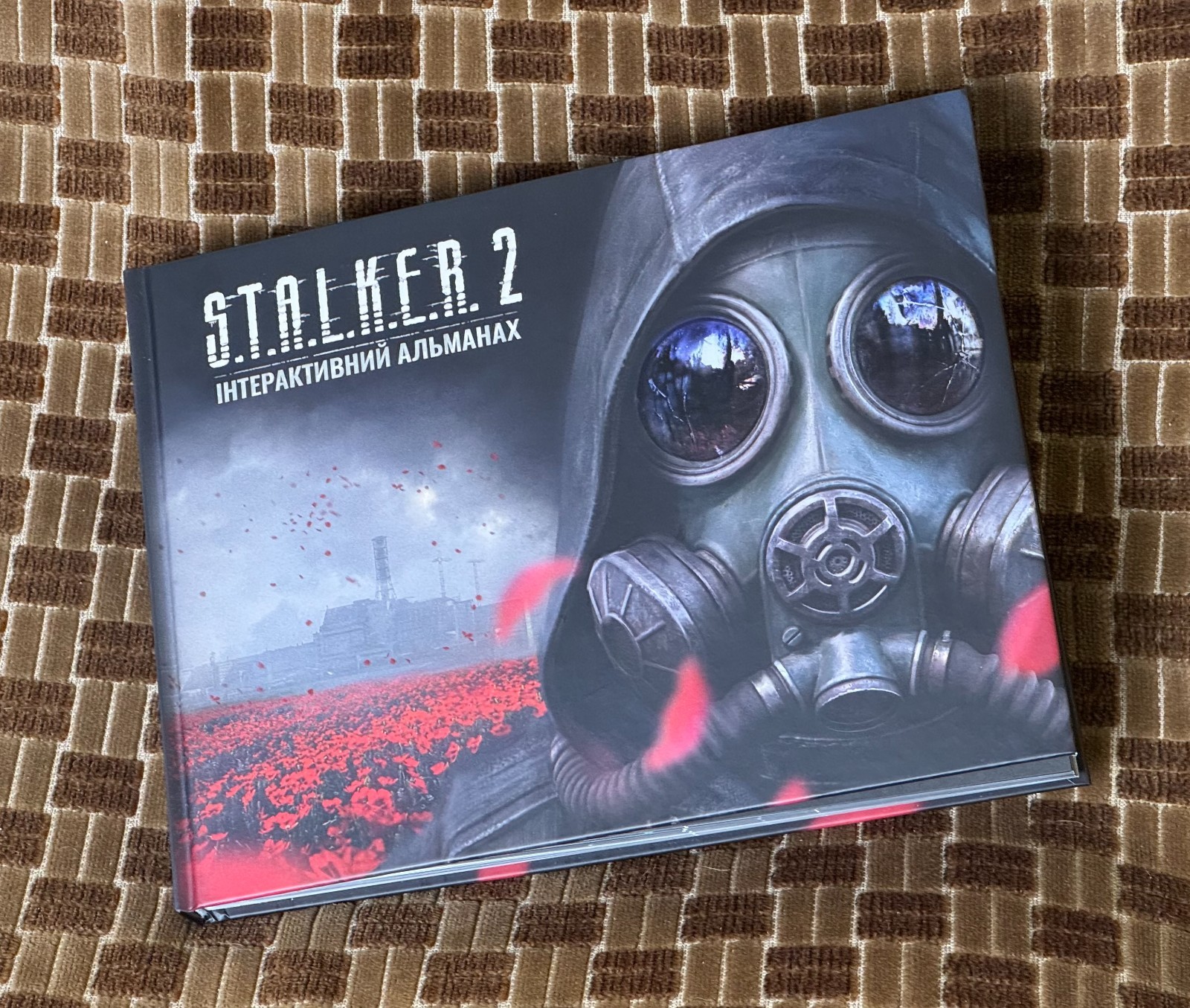 Complete Stalker 2 Almanac + 48 collectable cards Complete Stalker 2 Almanac + 48 collectable cards