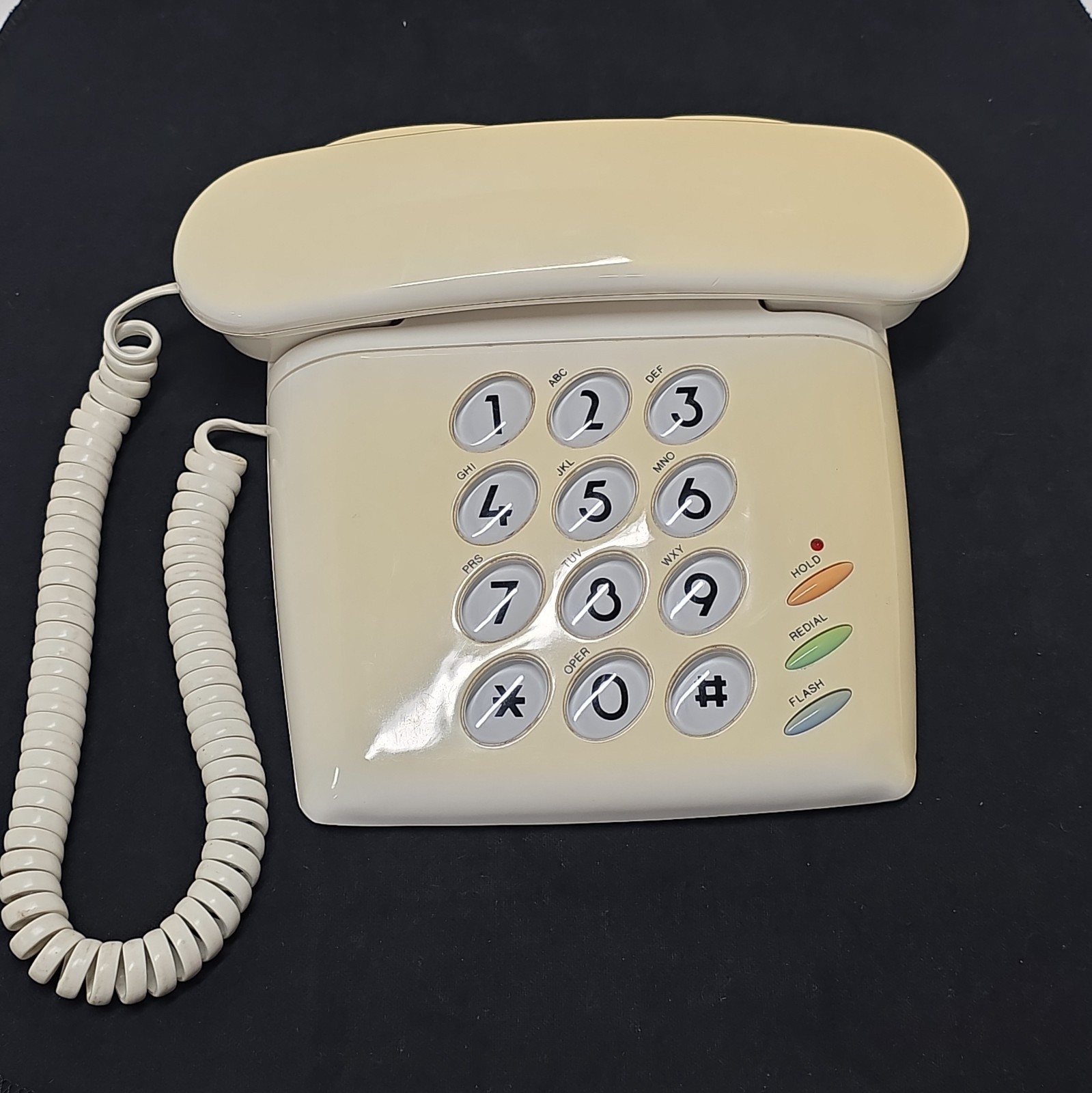 Radio Shack Vintage Phone  1980s Fiesta Fashion Model 43-819 Rare Telephone