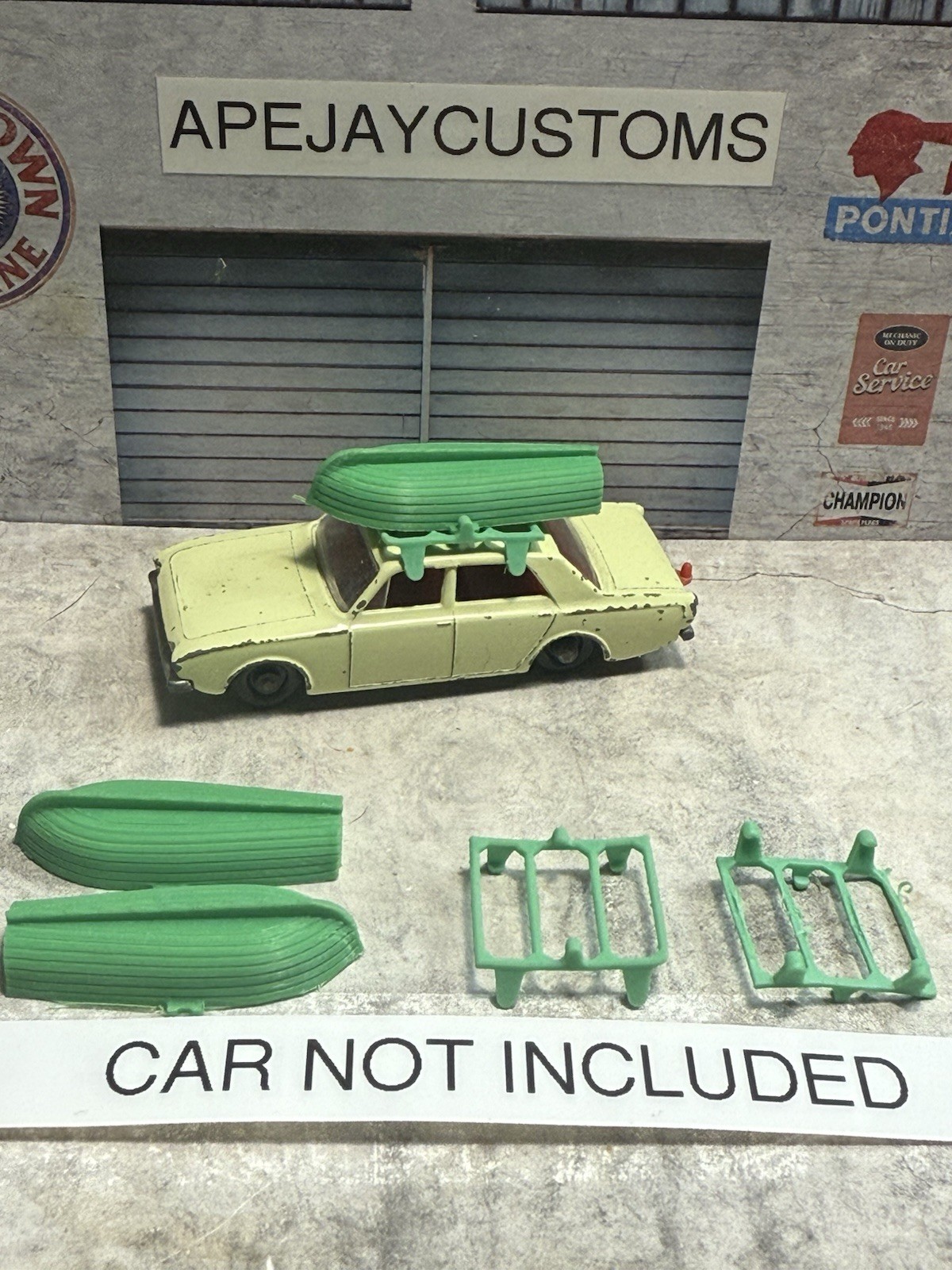2 boats and 2 racks for  Matchbox Lesney no 45 Ford Corsair