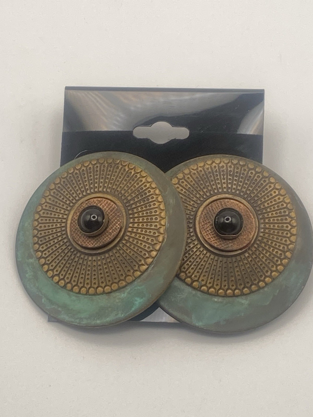 VTG Brass With Patina Finish And Center Stone