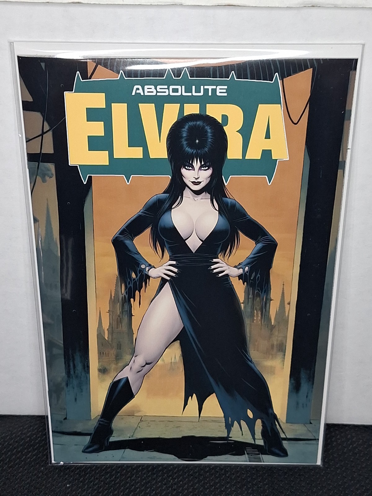 LIMITED TO 200 CASSANDRA PETERSON ELVIRA ABSOLUTE BATMAN #1 HOMAGE LIMITED TO 200 CASSANDRA PETERSON ELVIRA ABSOLUTE BATMAN #1 HOMAGE