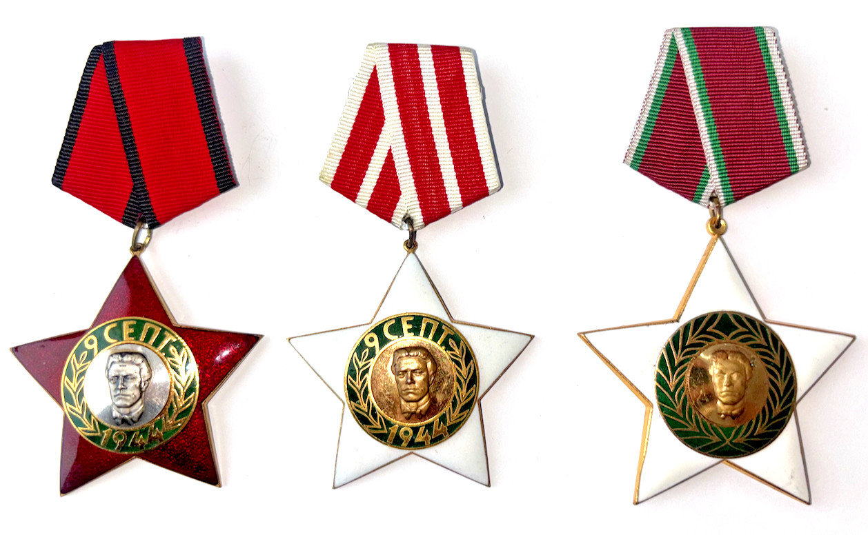 Original Bulgarian Order of 9 September 1944 – 1st, 2nd & 3rd Class Set Original Bulgarian Order of 9 September 1944 – 1st, 2nd & 3rd Class Set