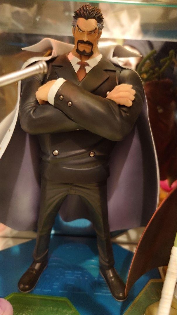 Limited Edition One Piece Garp P.o.p. Don Quijote Exclusive No Box Limited Edition One Piece Garp P.o.p. Don Quijote Exclusive No Box