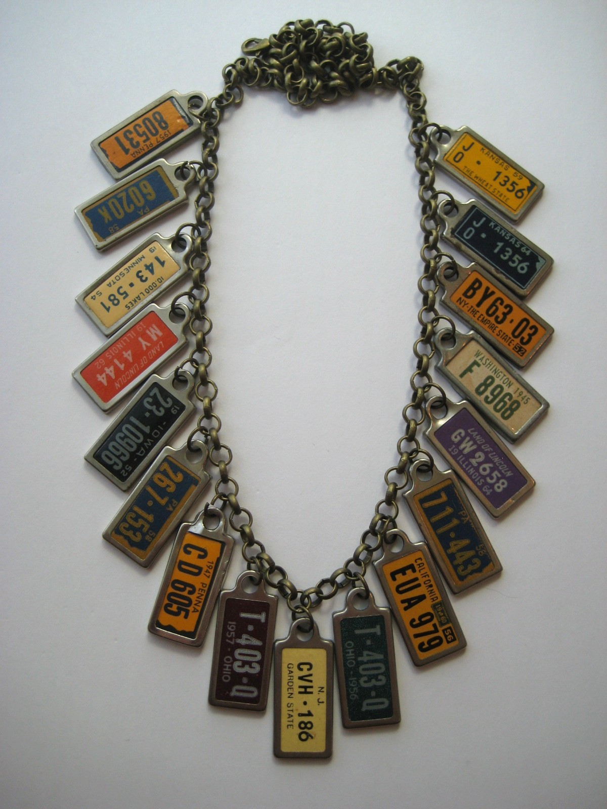 VTG Miniature DAV LICENSE PLATE Keychain Charm Necklace LOADED 40's~50's~60's