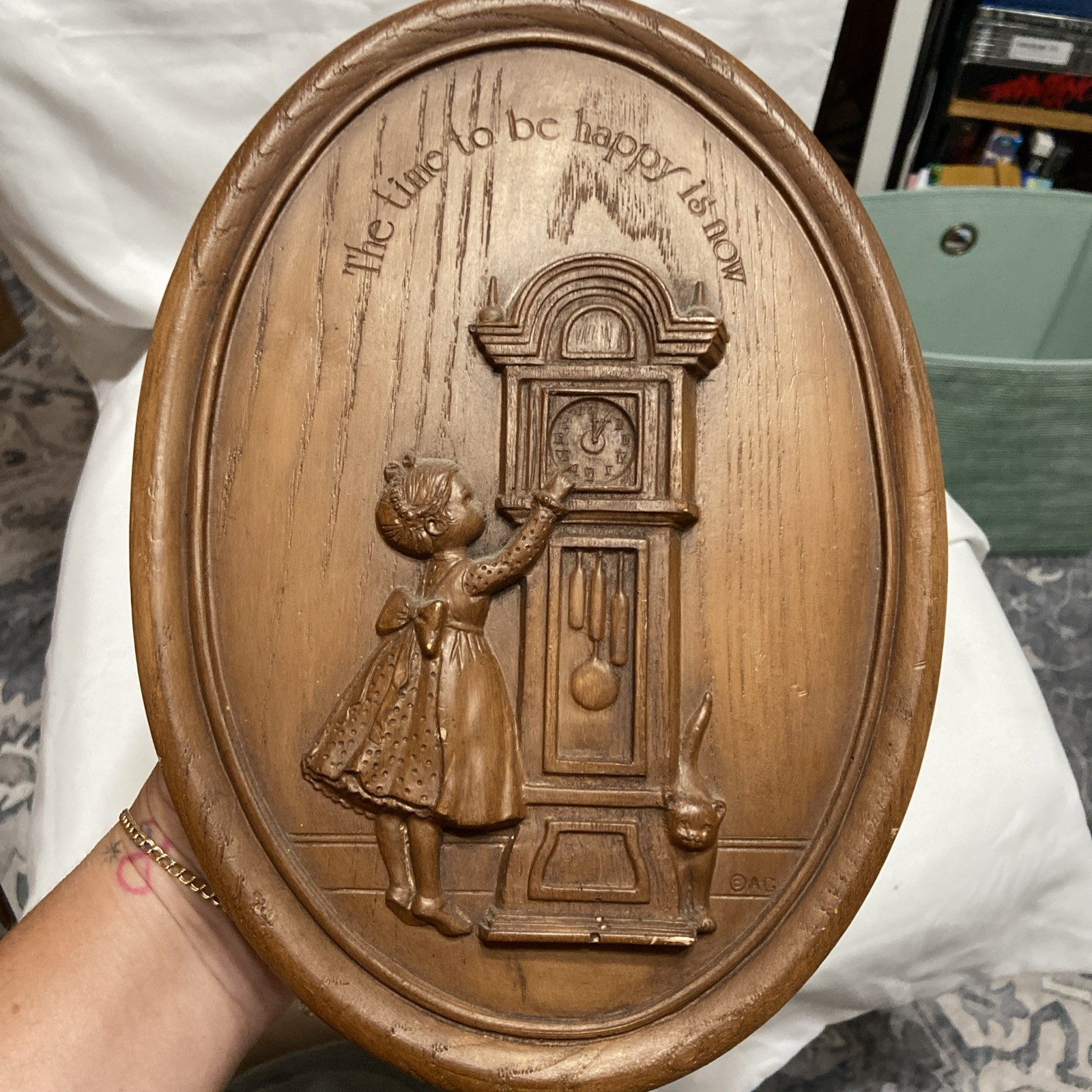 Vintage Oval Carved Wall Plaque Girl "The Time to Be Happy Is Now" Vintage Oval Carved Wall Plaque Girl "The Time to Be Happy Is Now"
