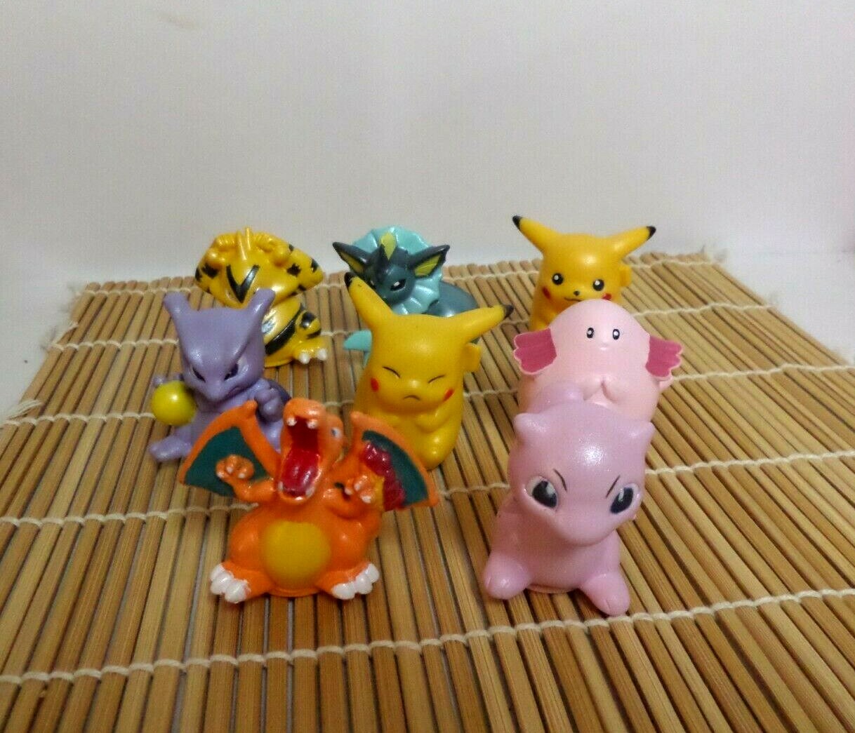 20 Years Old - Brand New Rare Lot of 8 Pokemon Pikachu Figure Set A 20 Years Old - Brand New Rare Lot of 8 Pokemon Pikachu Figure Set A