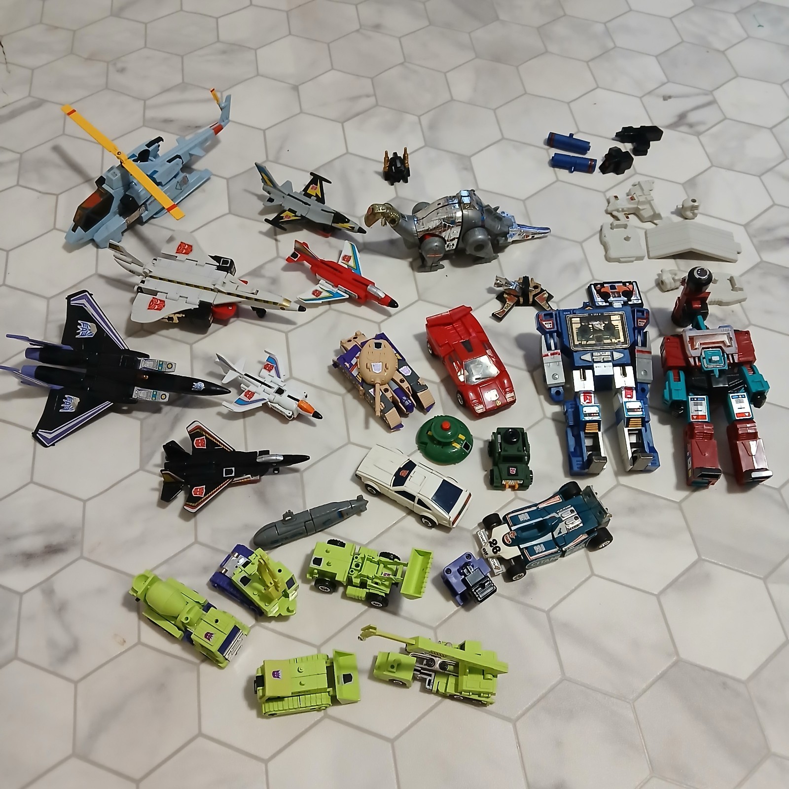 Vintage Loose Transformers G1 Collection Lot - Takara Japan With Accessories Vintage Loose Transformers G1 Collection Lot - Takara Japan With Accessories