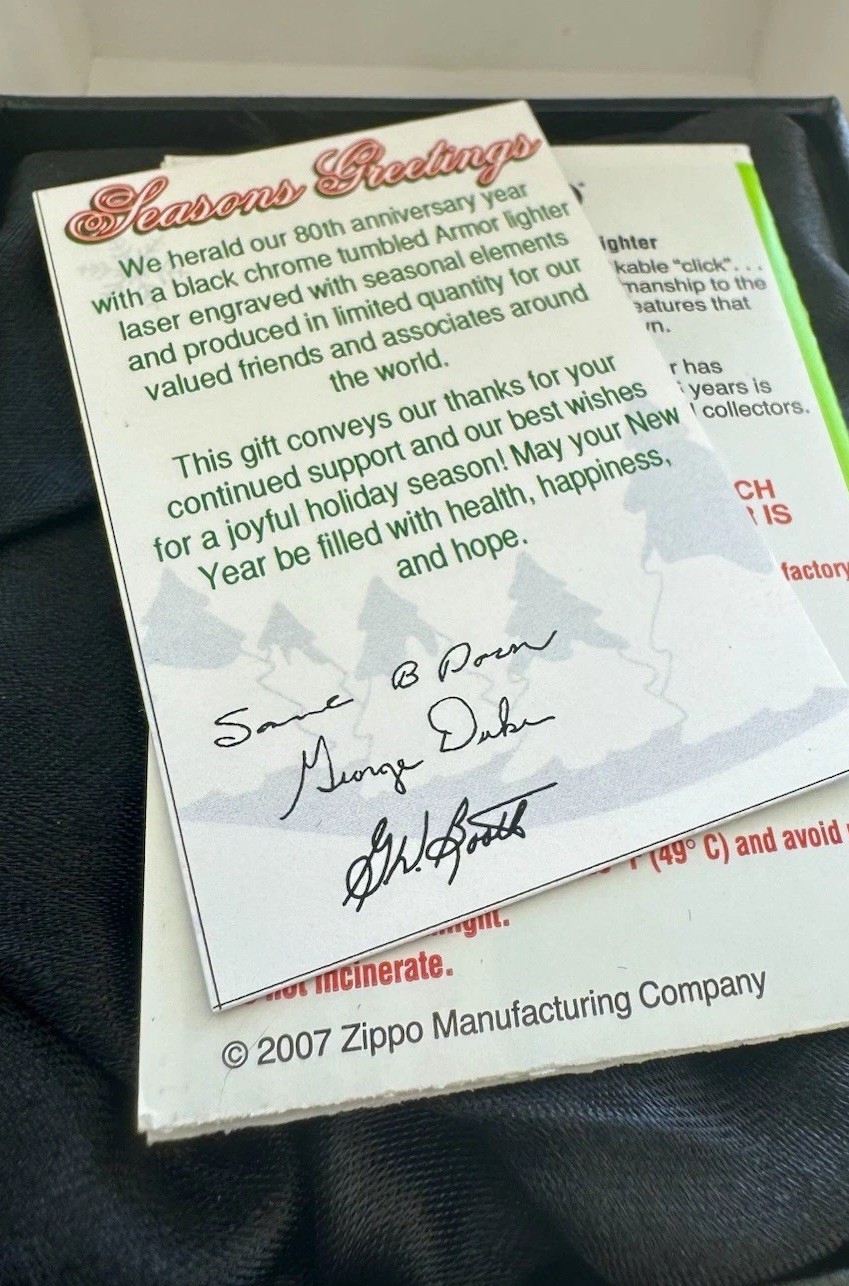 ZIPPO 2012 EMPLOYEE EXCLUSIVE ARMOR 80th ANNIVERSARY SEASONS GREETINGS SIGNED ZIPPO 2012 EMPLOYEE EXCLUSIVE ARMOR 80th ANNIVERSARY SEASONS GREETINGS SIGNED