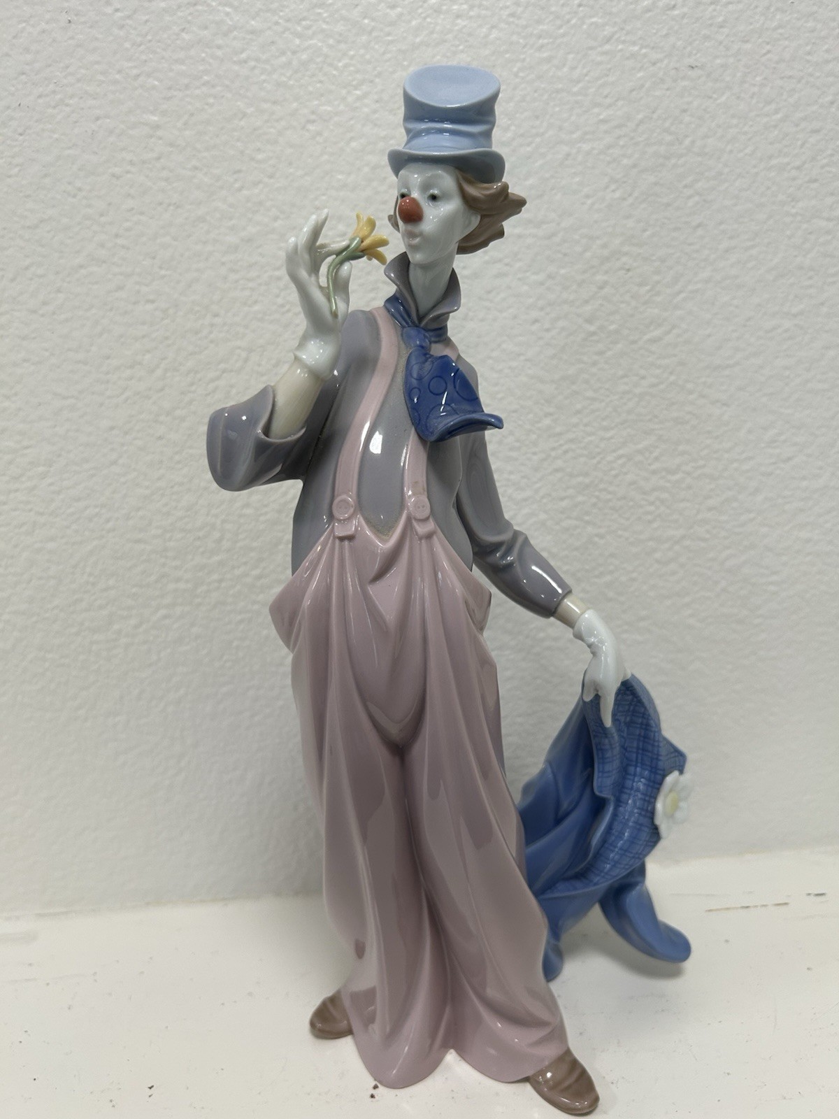 Lladro a Mile of Style Clown Vanguard 14” Figurine # 06507 Lladro a Mile of Style Clown Vanguard 14” Figurine # 06507