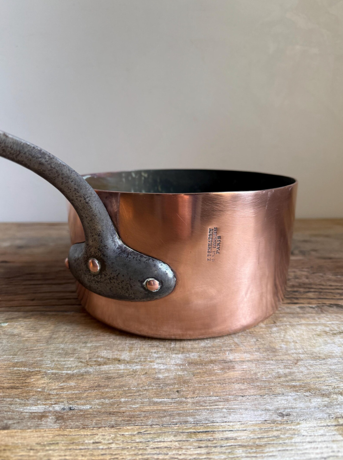 Antique E Dehillerin Copper Pan with Linear Stamp - 20cm Antique E Dehillerin Copper Pan with Linear Stamp - 20cm