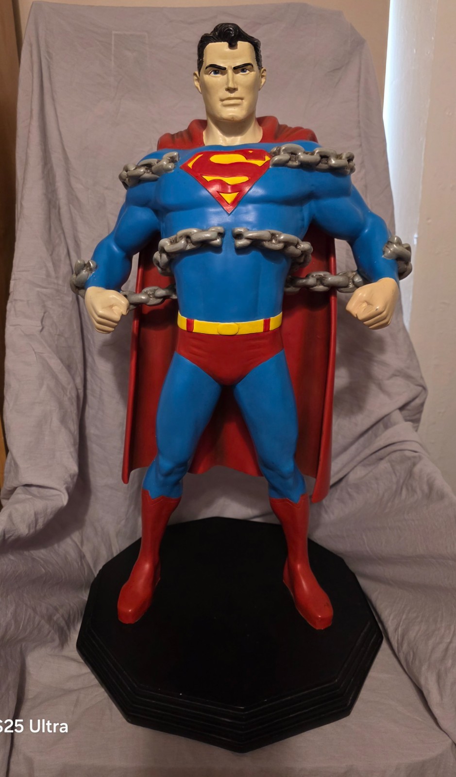 RARE Warner Bros Studio SUPERMAN BREAKING CHAINS 26" STATUE / FIGURE 2000