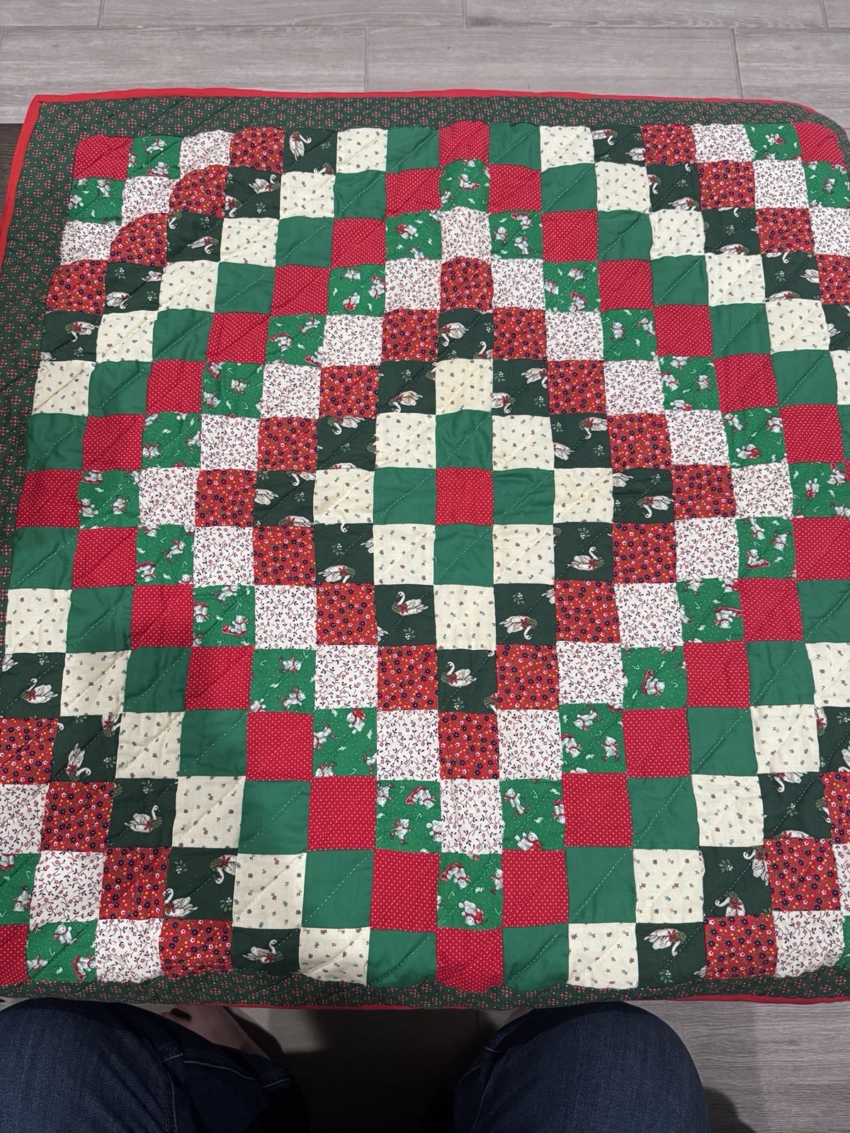 Vintage Handmade Christmas Patchwork Quilt Table Topper /Napkins & Mitt Set