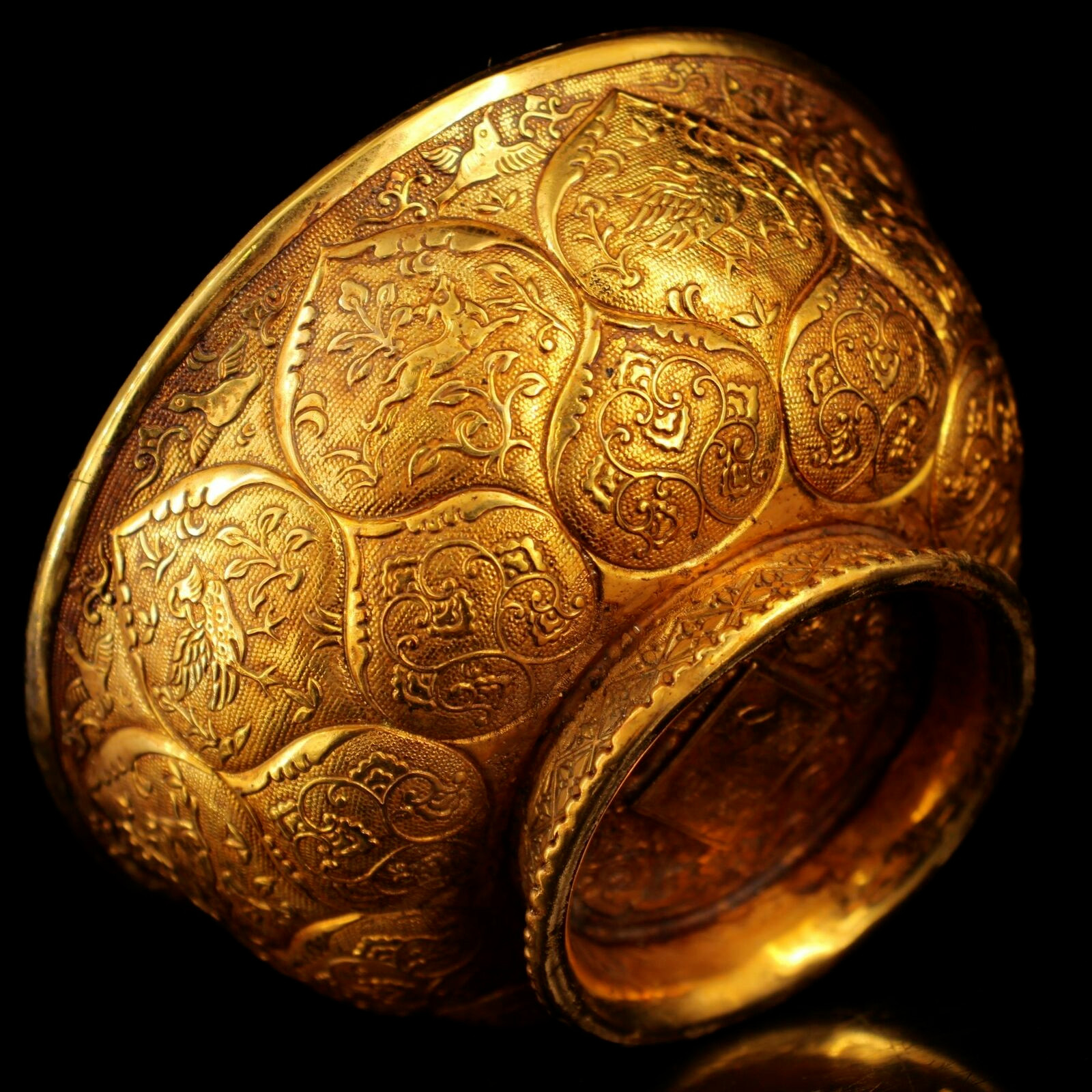 Chinese Rare Tang Dynasty Old bronze 24k gilt bowl Chinese Rare Tang Dynasty Old bronze 24k gilt bowl
