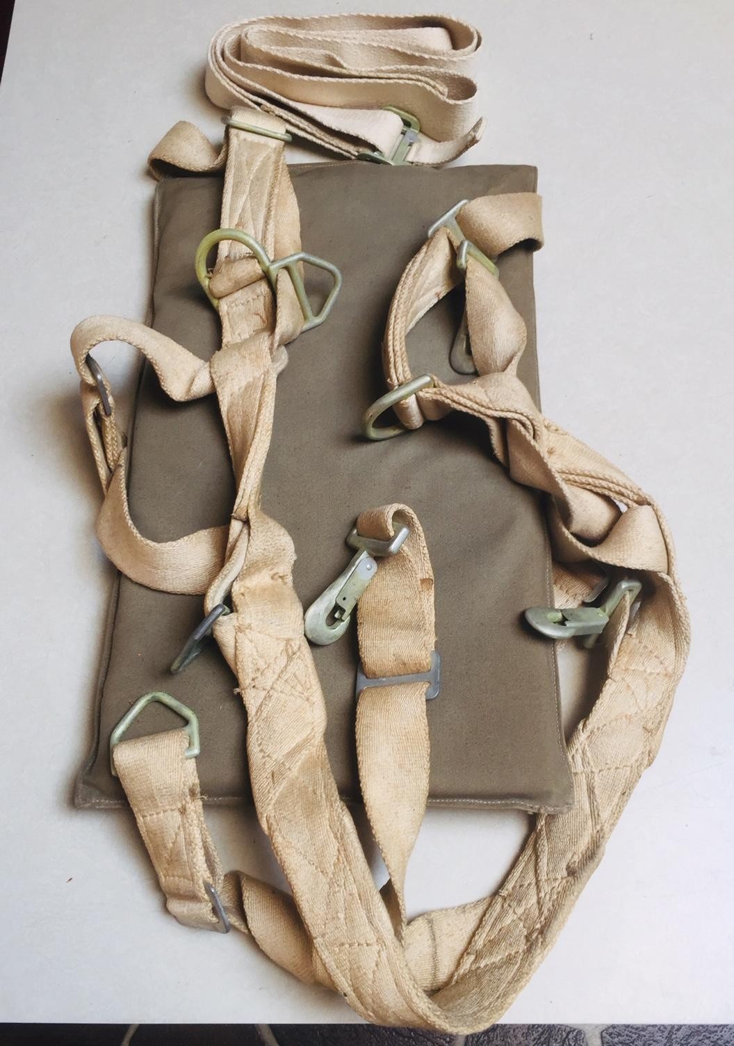 Original Antique WW2 Naval Aviator's Parachute Harness & Back Pad Original Antique WW2 Naval Aviator's Parachute Harness & Back Pad