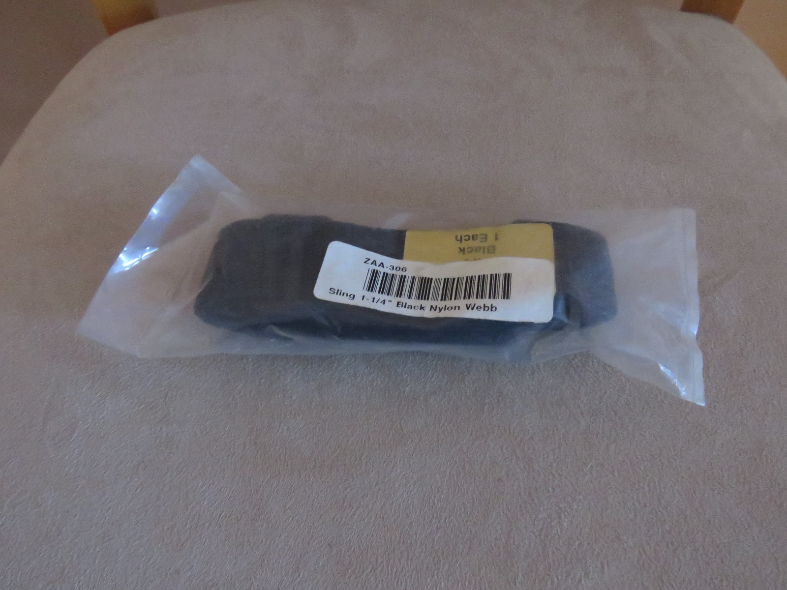 Rifle/ Shotgun sling Black Nylon Webb 1 1/4" Wide ZAA-306 Rifle/ Shotgun sling Black Nylon Webb 1 1/4" Wide ZAA-306