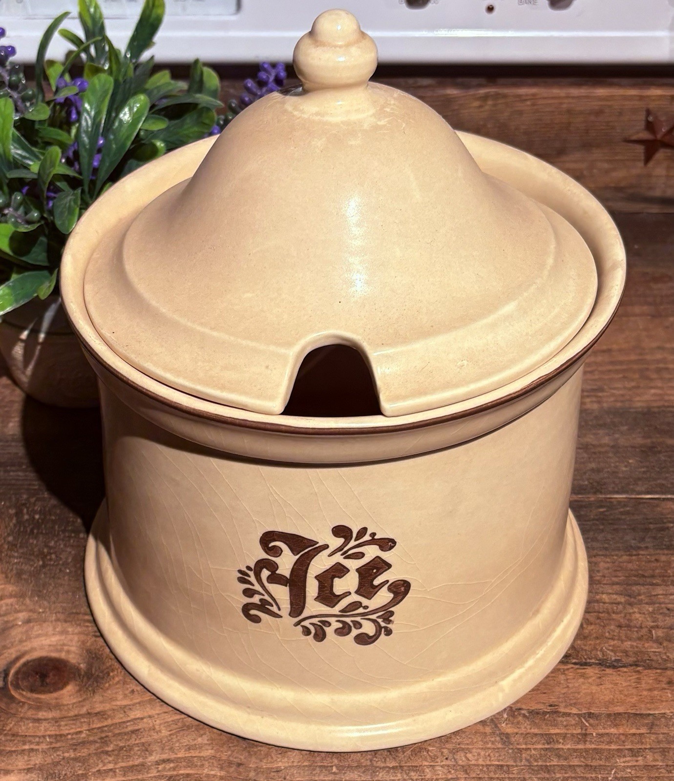 Pfaltzgraff Village Pattern USA Stoneware Beige/Tan Ice Crock Bucket #650