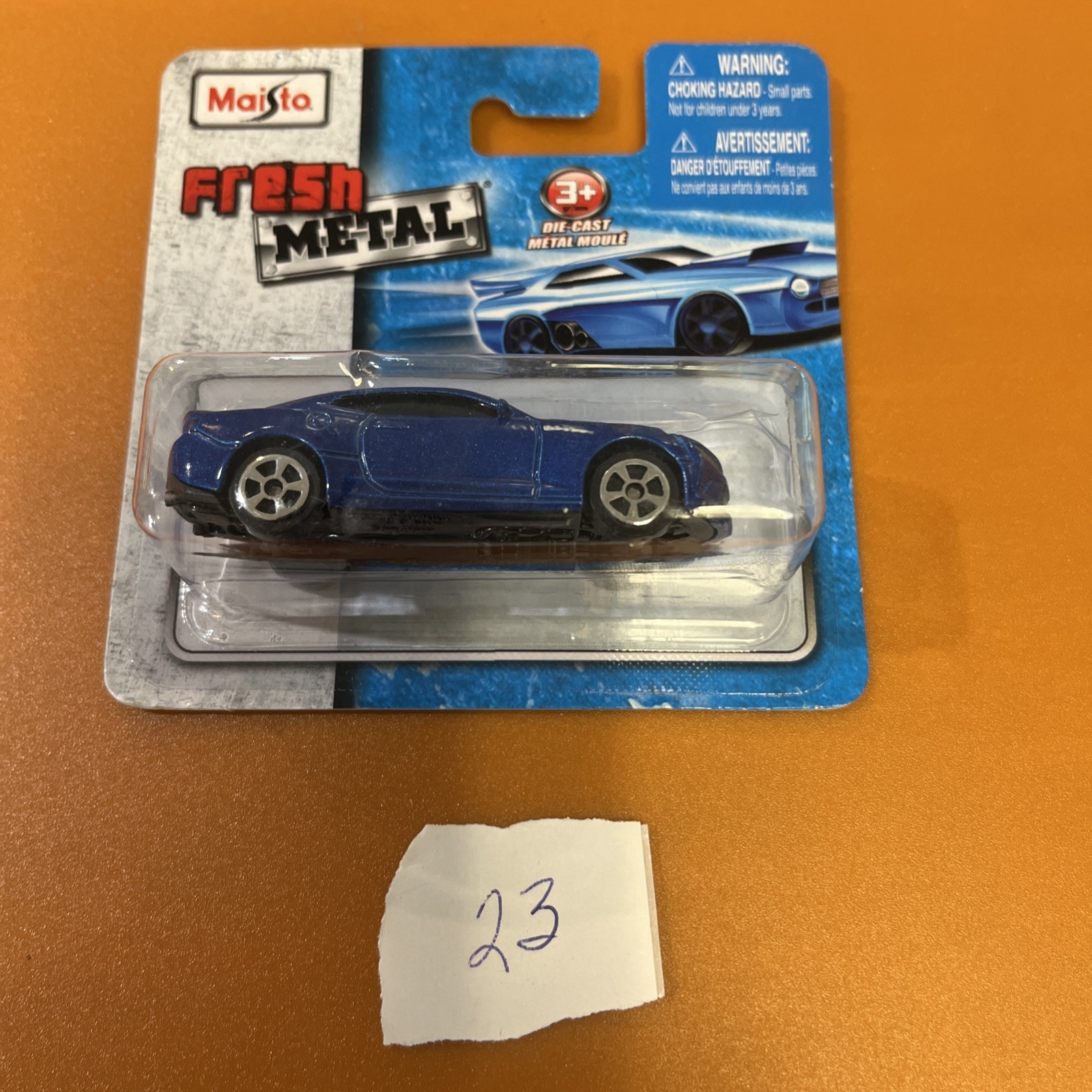 Maisto Fresh Metal Die-Cast Sports Car 1:64 Scale BLUE New Maisto Fresh Metal Die-Cast Sports Car 1:64 Scale BLUE New