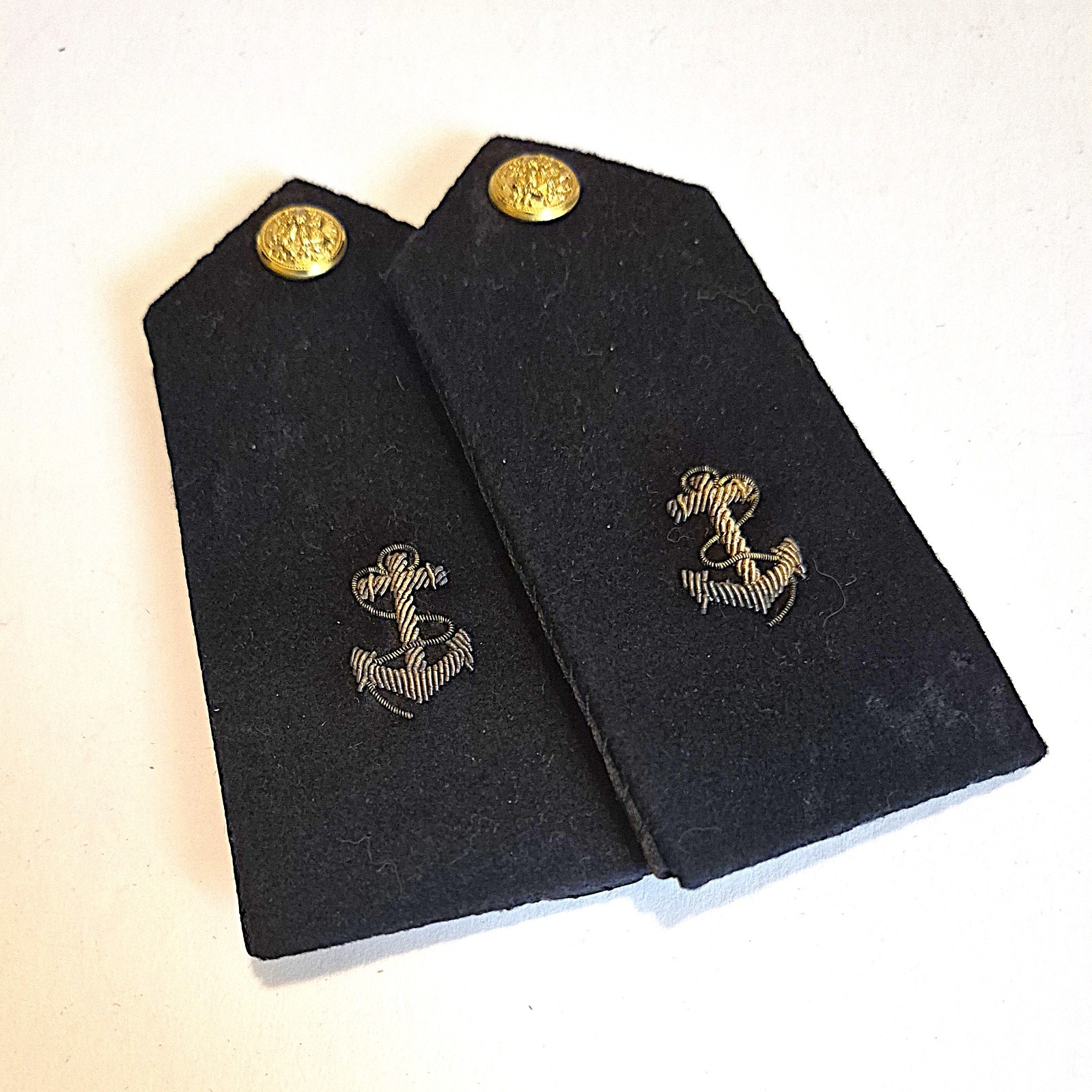 Pair of WWII U.S. Navy Midshipman Shoulder Boards Pair of WWII U.S. Navy Midshipman Shoulder Boards
