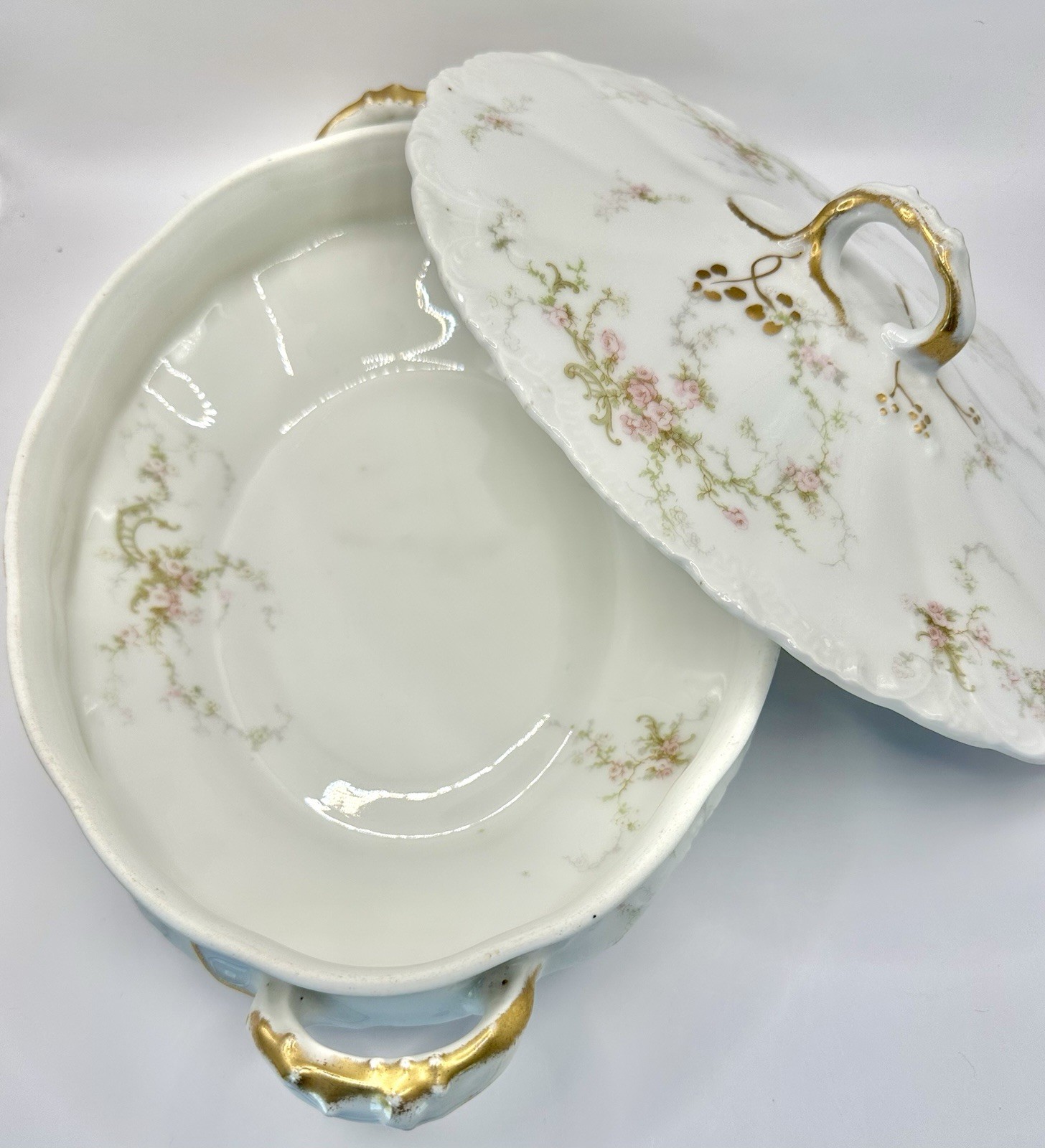 Antique Théodore Haviland Limoges France Porcelain Oval Covered Dish Marie-161a Antique Théodore Haviland Limoges France Porcelain Oval Covered Dish Marie-161a