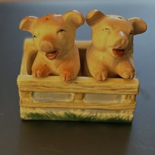 Vintage Hand Painted "Pigs in a Pen" Salt & Pepper, Made in Occupied Japan Vintage Hand Painted "Pigs in a Pen" Salt & Pepper, Made in Occupied Japan