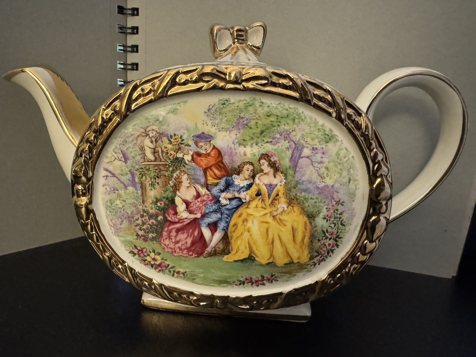 VTG James Sadler porcelain teapot made in England around the 1930s to 1950s VTG James Sadler porcelain teapot made in England around the 1930s to 1950s