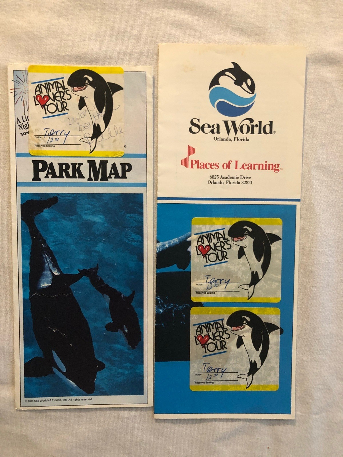 VTG 1986 Sea World Florida Park Map Lot VTG 1986 Sea World Florida Park Map Lot