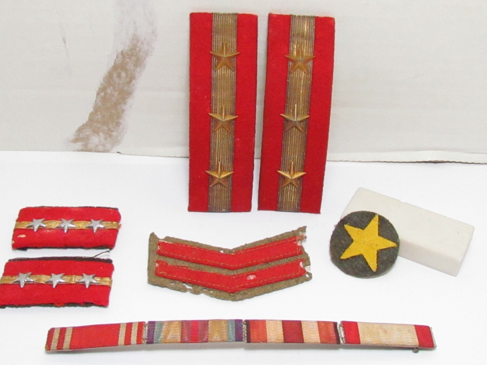 WW2 LOT OF IMPERIAL JAPANESE ARMY SERGEANT SHOULDER BOARDS & RANK INSIGNIA WWII WW2 LOT OF IMPERIAL JAPANESE ARMY SERGEANT SHOULDER BOARDS & RANK INSIGNIA WWII