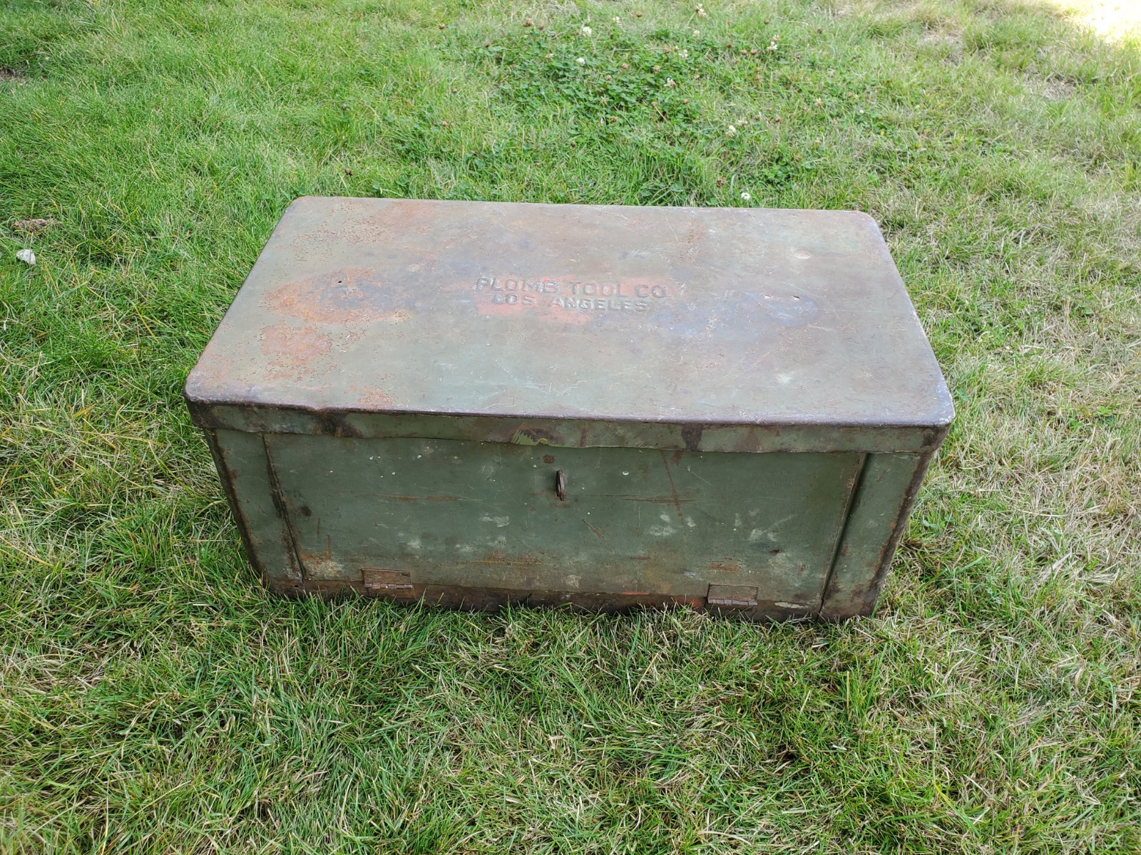 Rare Vintage Plomb Co Tool Box  Los Angeles CA Toolbox Plvmb Plumb 20.25x11.5x9"