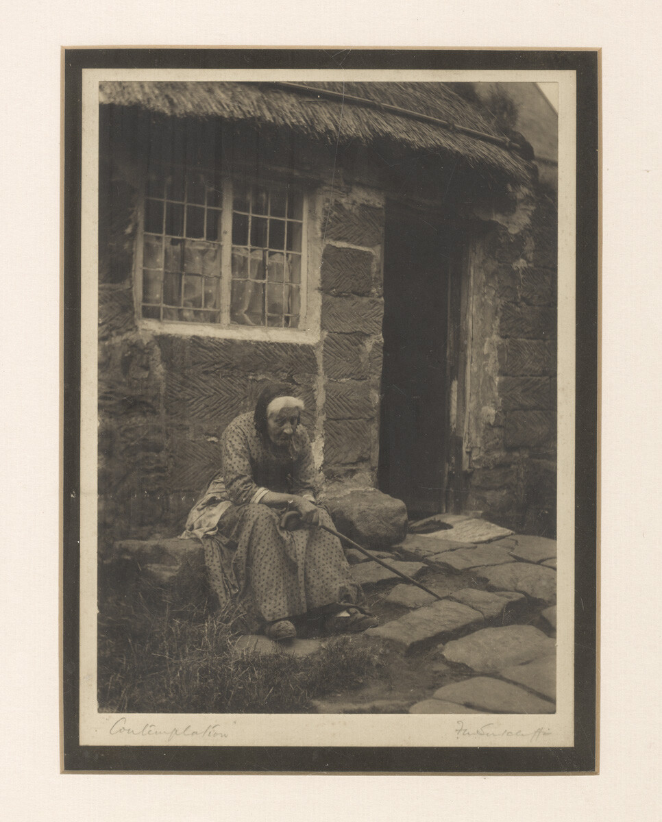 EARLY 20th CENTURY PHOTOGRAPH FRANK MEADOW SUTCLIFFE 'CONTEMPLATION' EARLY 20th CENTURY PHOTOGRAPH FRANK MEADOW SUTCLIFFE 'CONTEMPLATION'