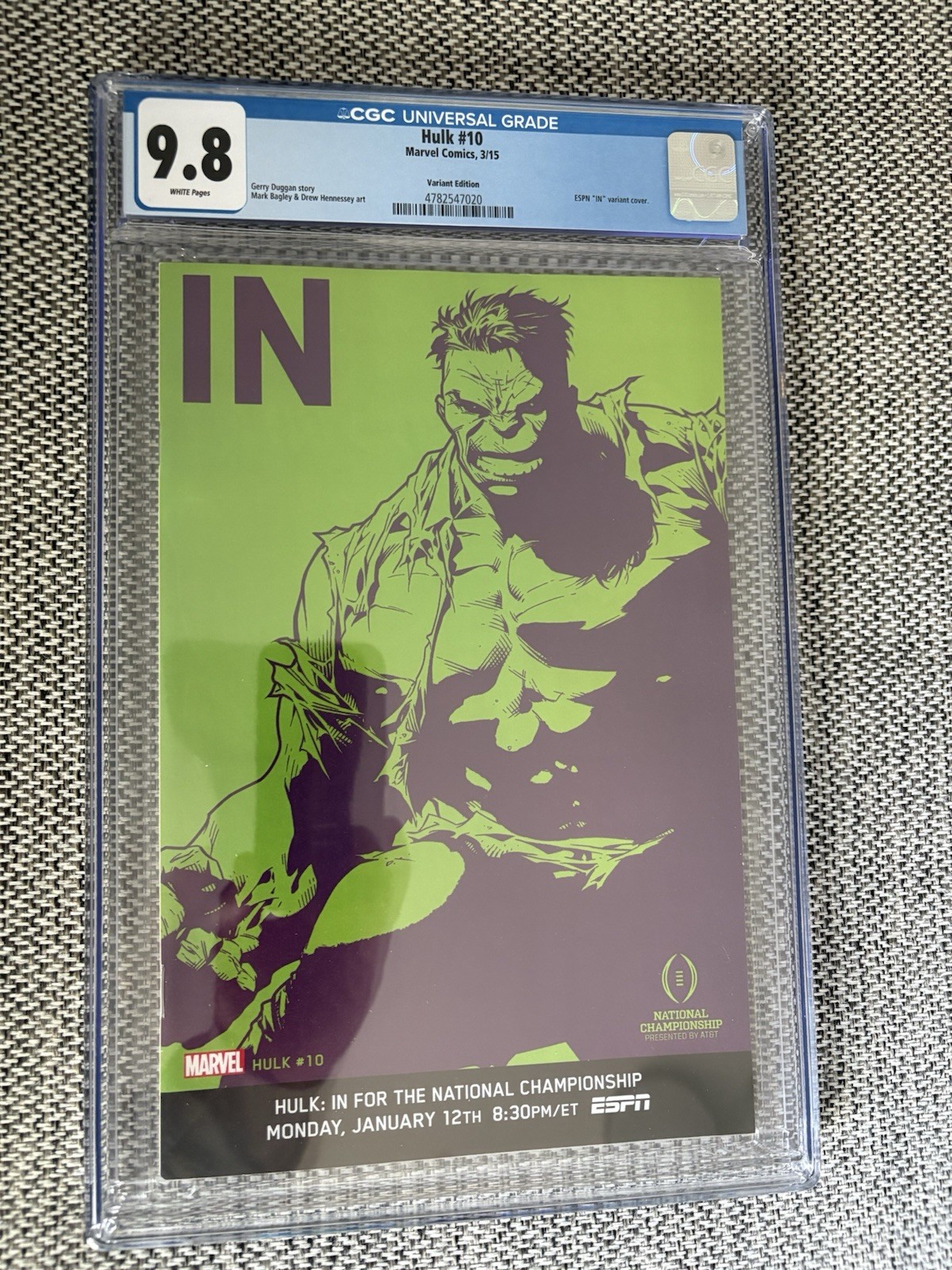 Hulk #10 CGC 9.8 ESPN Variant 2015 National Championship Marvel Comics Hulk #10 CGC 9.8 ESPN Variant 2015 National Championship Marvel Comics