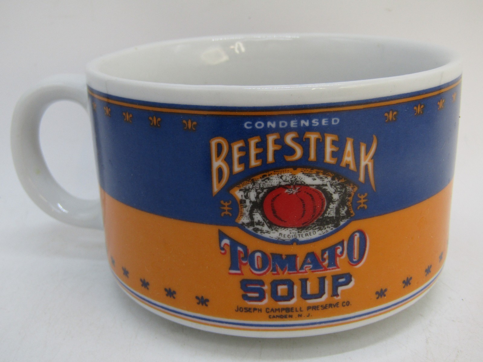 Vintage 1994 Campbell Soup Co, "Beefstake Tomato Soup" Mug. Vintage 1994 Campbell Soup Co, "Beefstake Tomato Soup" Mug.