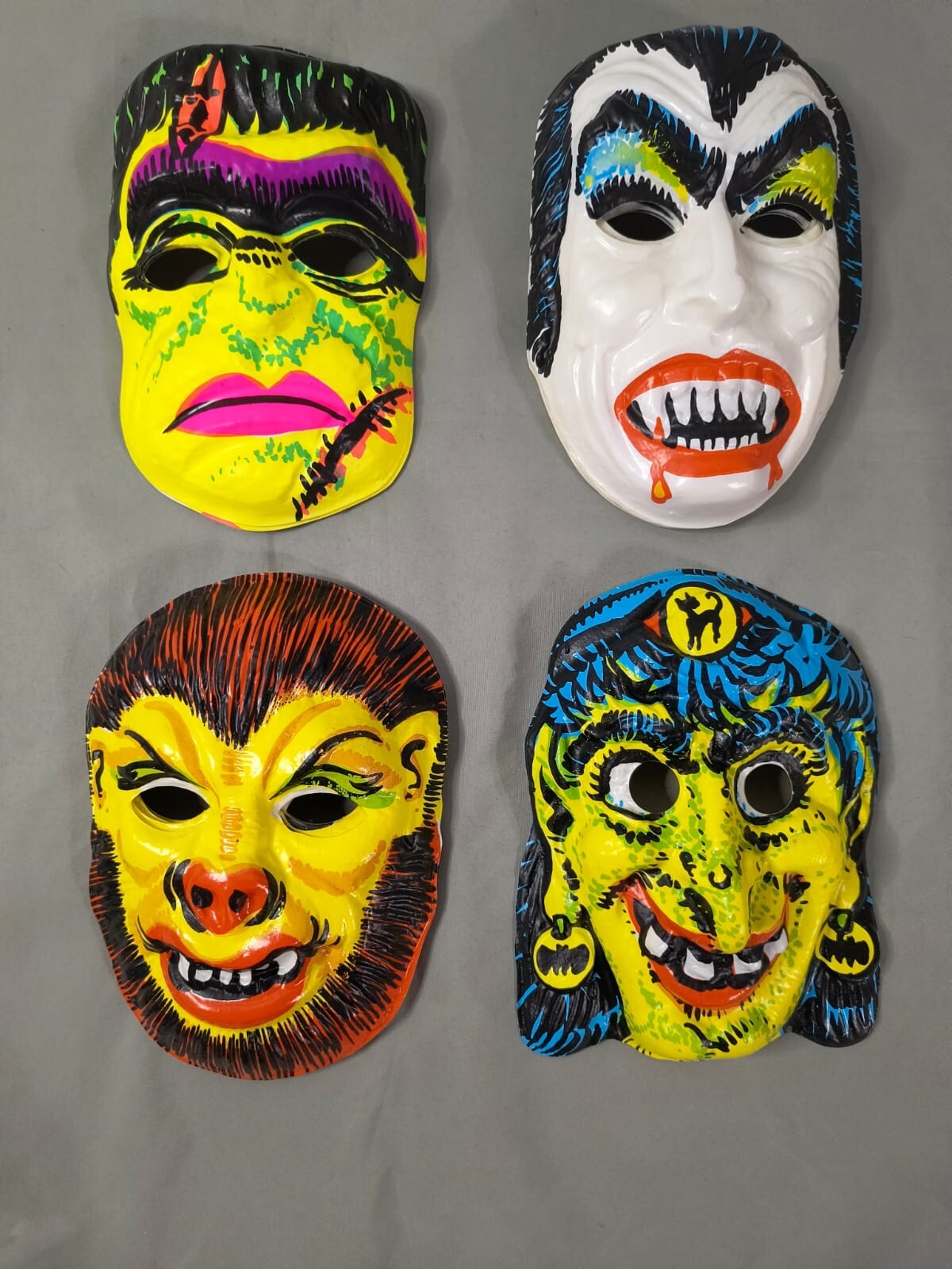 Vintage 60´s Monsters Halloween Mask Plastic Childs Costume Lot Dracula Frankie