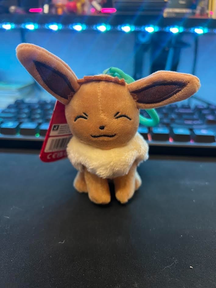 Pokemon Eevee backpack keychain Pokemon Eevee backpack keychain