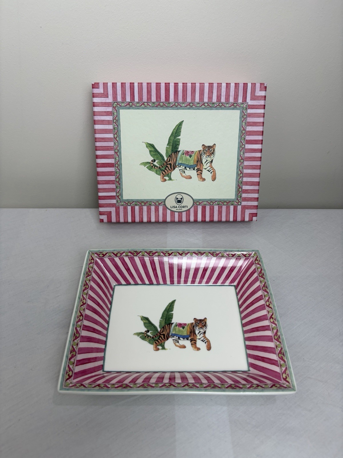 Lisa Corti Sariska Pink Tiger Porcelain Vide Poche Trinket Tray 19.5 x 15.5cm Lisa Corti Sariska Pink Tiger Porcelain Vide Poche Trinket Tray 19.5 x 15.5cm
