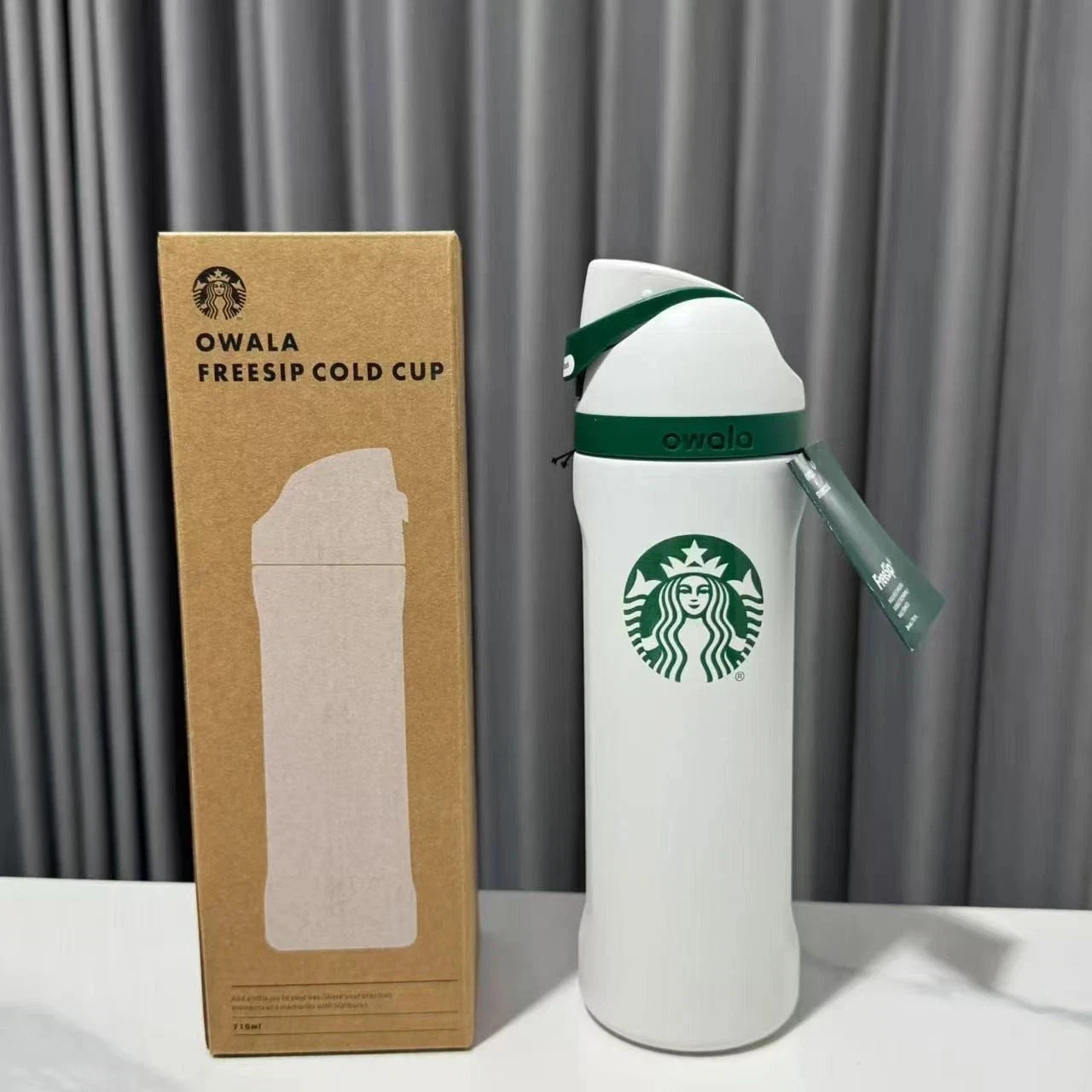 Starbucks x 2026 White Drink Collection Summer Limited Edition 710ml NEW Starbucks x 2026 White Drink Collection Summer Limited Edition 710ml NEW