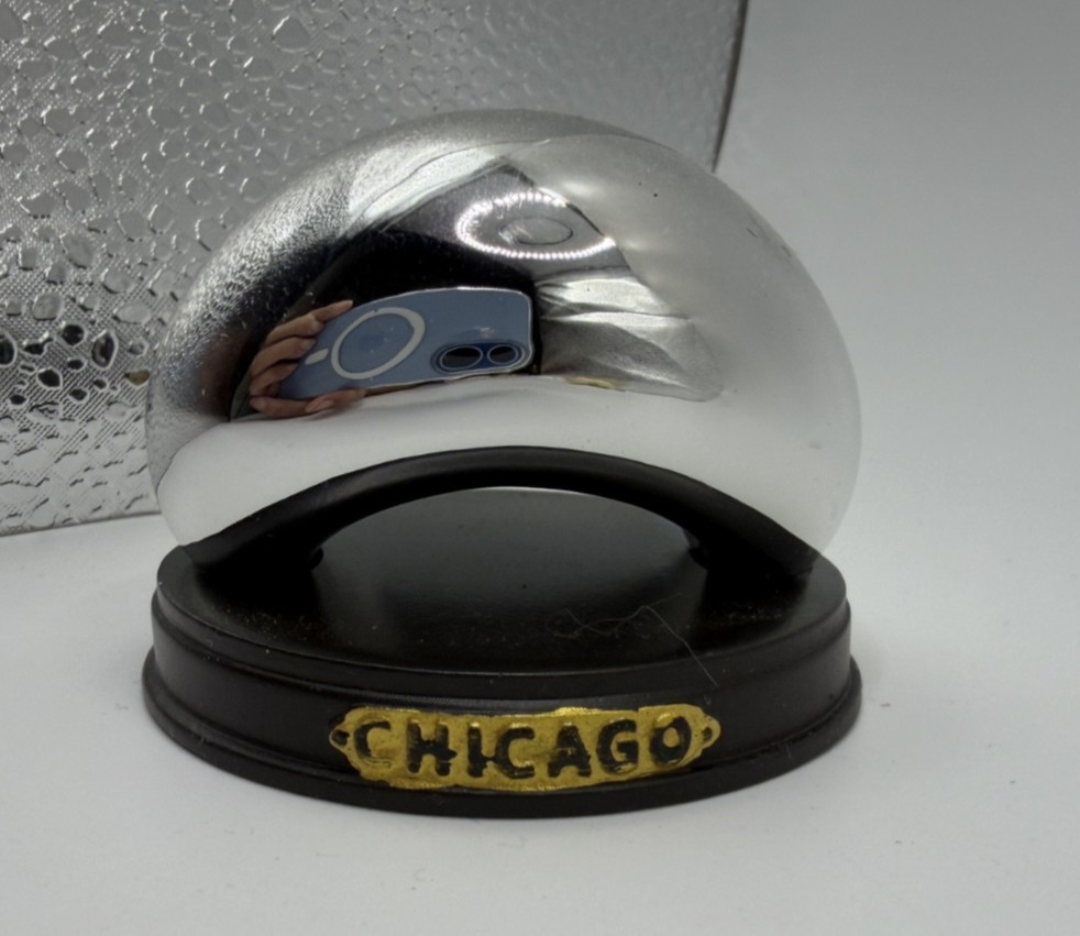 Mini Chicago bean cloud figurine Mini Chicago bean cloud figurine