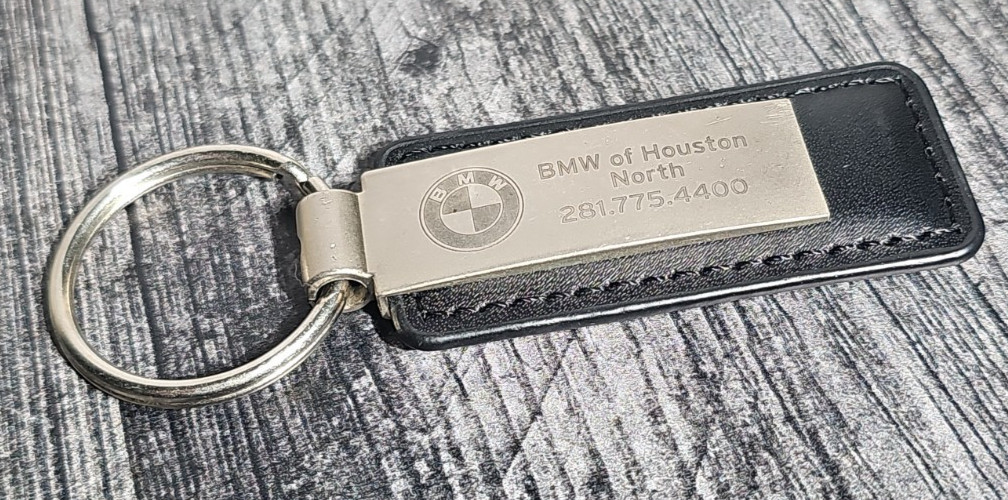 OFFICIAL BMW KEYCHAIN FROM DEALERSHIP OFFICIAL BMW KEYCHAIN FROM DEALERSHIP