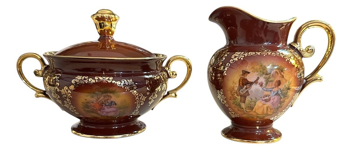 ANTIQUE PT BAVARIA TIRSCHENREUTH SUGAR & CREAMER COURTING COUPLE BROWN GOLD GILT ANTIQUE PT BAVARIA TIRSCHENREUTH SUGAR & CREAMER COURTING COUPLE BROWN GOLD GILT