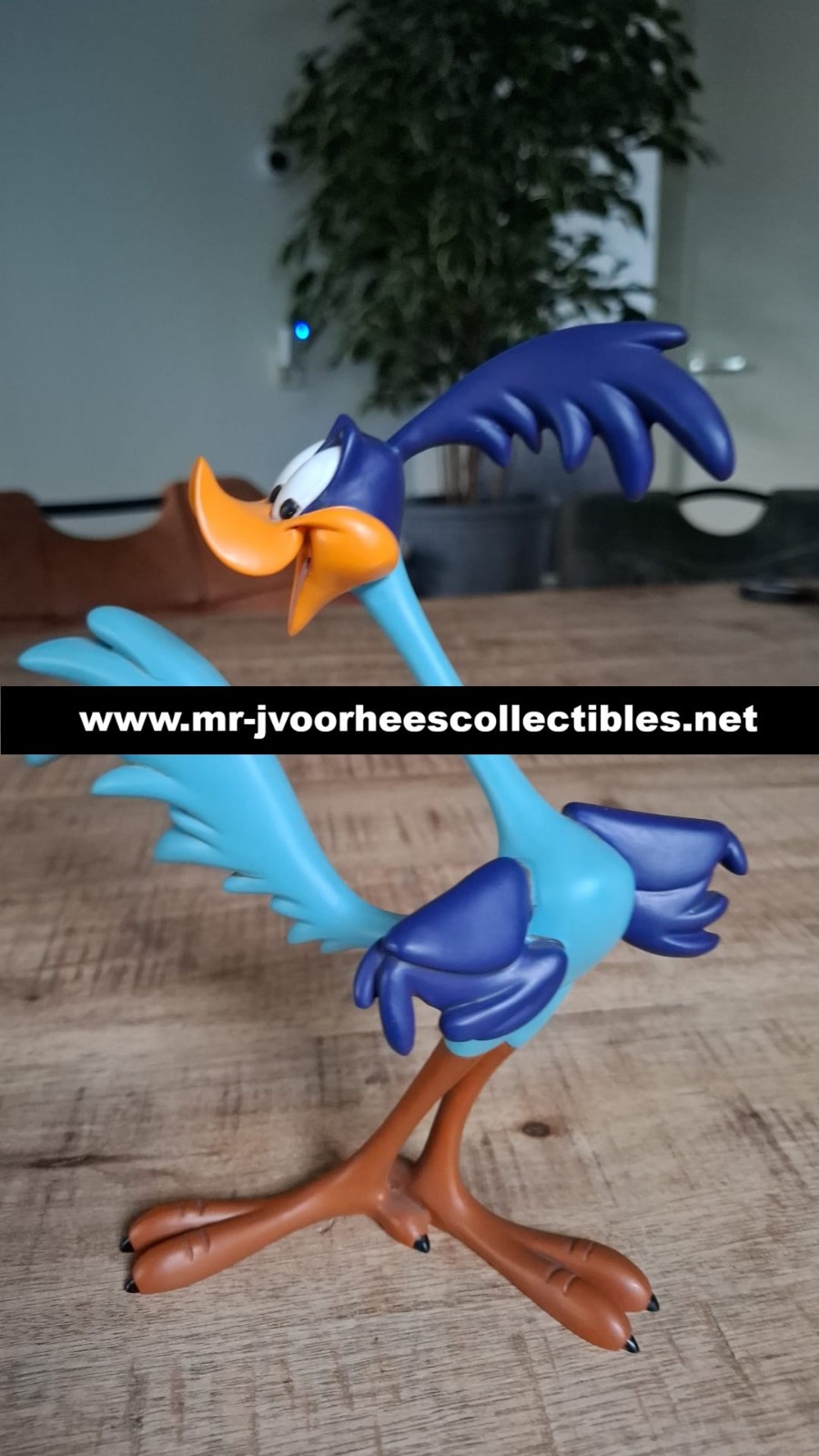 Extremely Rare Looney Tunes Road Runner Standing Classic Figurine Statue