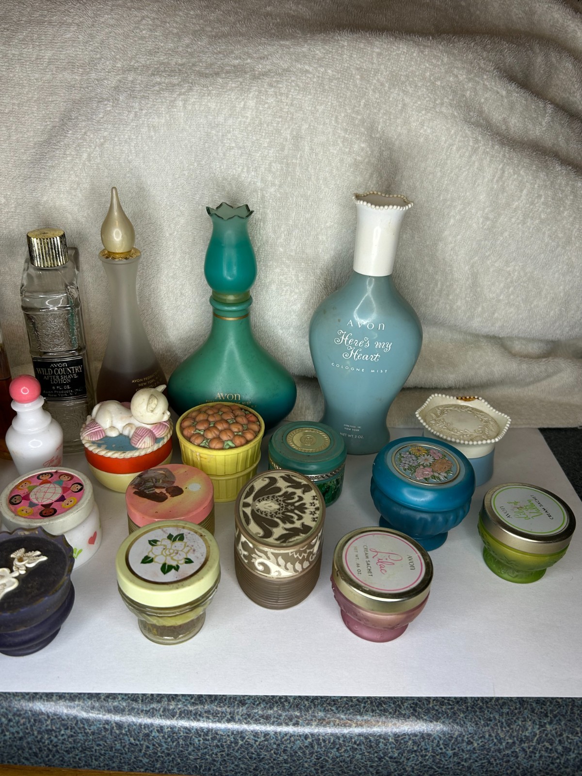 Vintage Avon Cologne Cream Sachet Box Lot 1970s 21pc Mixed Vintage Avon Cologne Cream Sachet Box Lot 1970s 21pc Mixed