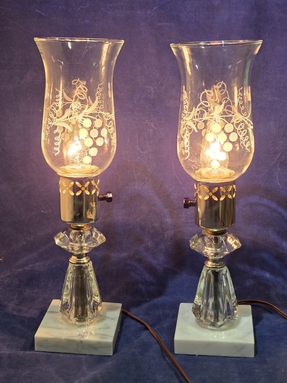 Vtg Pair Hollywood Regency Crystal Boudoir Table Lamps Etched Grape Circle F USA Vtg Pair Hollywood Regency Crystal Boudoir Table Lamps Etched Grape Circle F USA