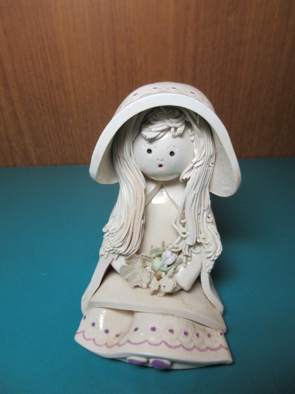 4" Vtg Ceramic Surprised Girl Spaghetti Long Hair Figurine Victorian Hand Made