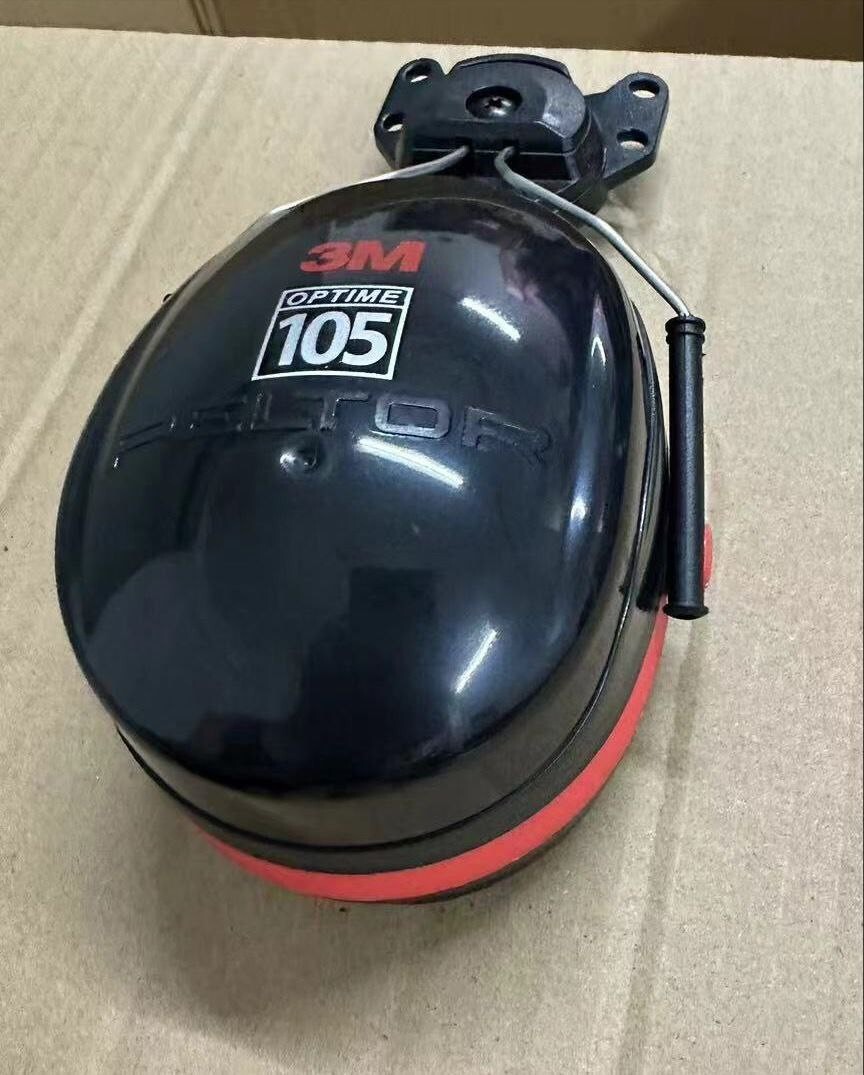 3M Peltor Optime 105 Earmuffs H10P3E Cap Mounted without headband 3M Peltor Optime 105 Earmuffs H10P3E Cap Mounted without headband